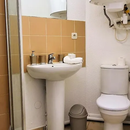 Cosy For Couples - Ideal 2p-quiet Escape-ac Appartement